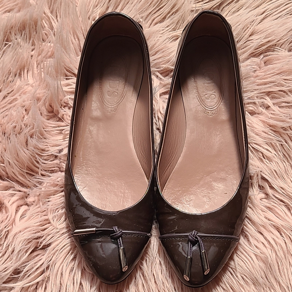 TOD'S Elegant leather Flats sz 38.5